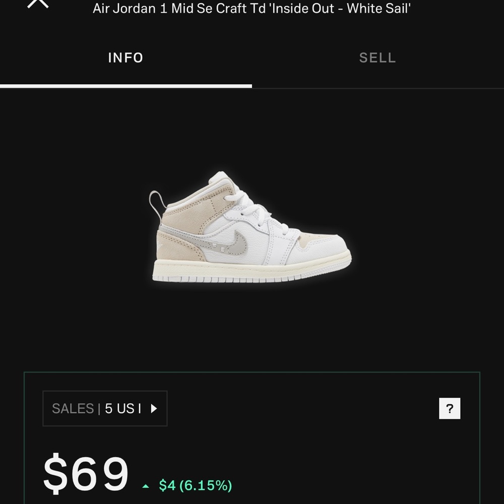 No box never worn still has tags and extra laces